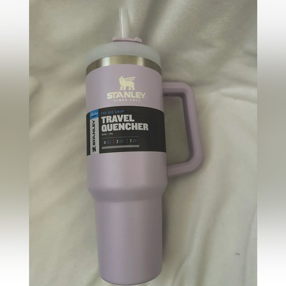 BNWT - Lilac Stanley 40oz